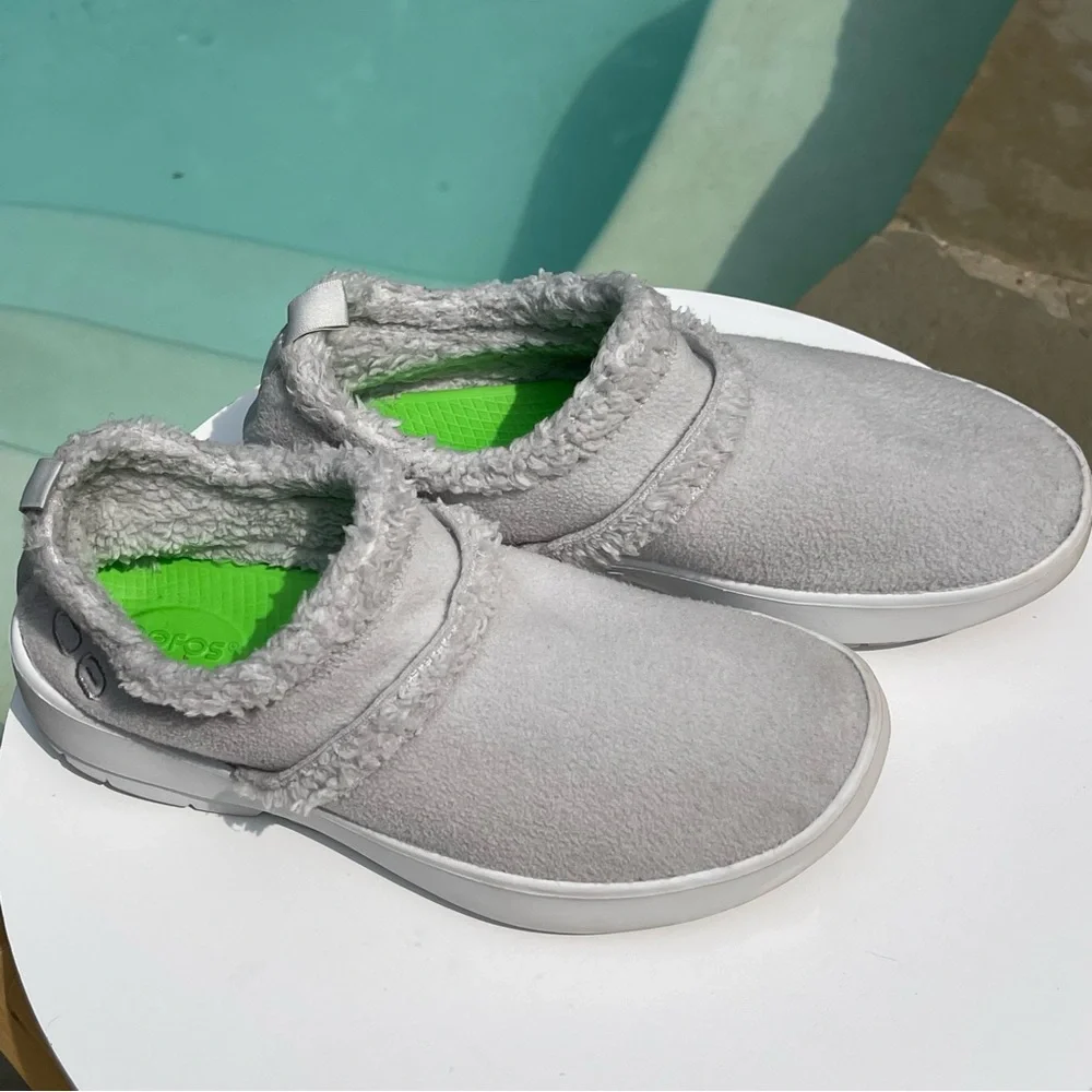 OOFOS OOCoozie Women’s Gray Sherpa Comfort Sport Recovery Slip On Shoes Size 10